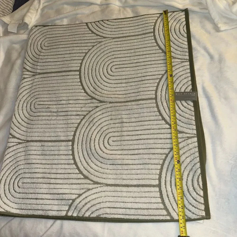 Max Studio Bath Towel Set Sage Green White Abstract 6 Pieces NWT